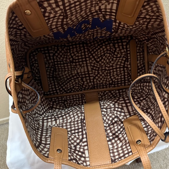MCM Handbag Authentic - Picture 3 of 11